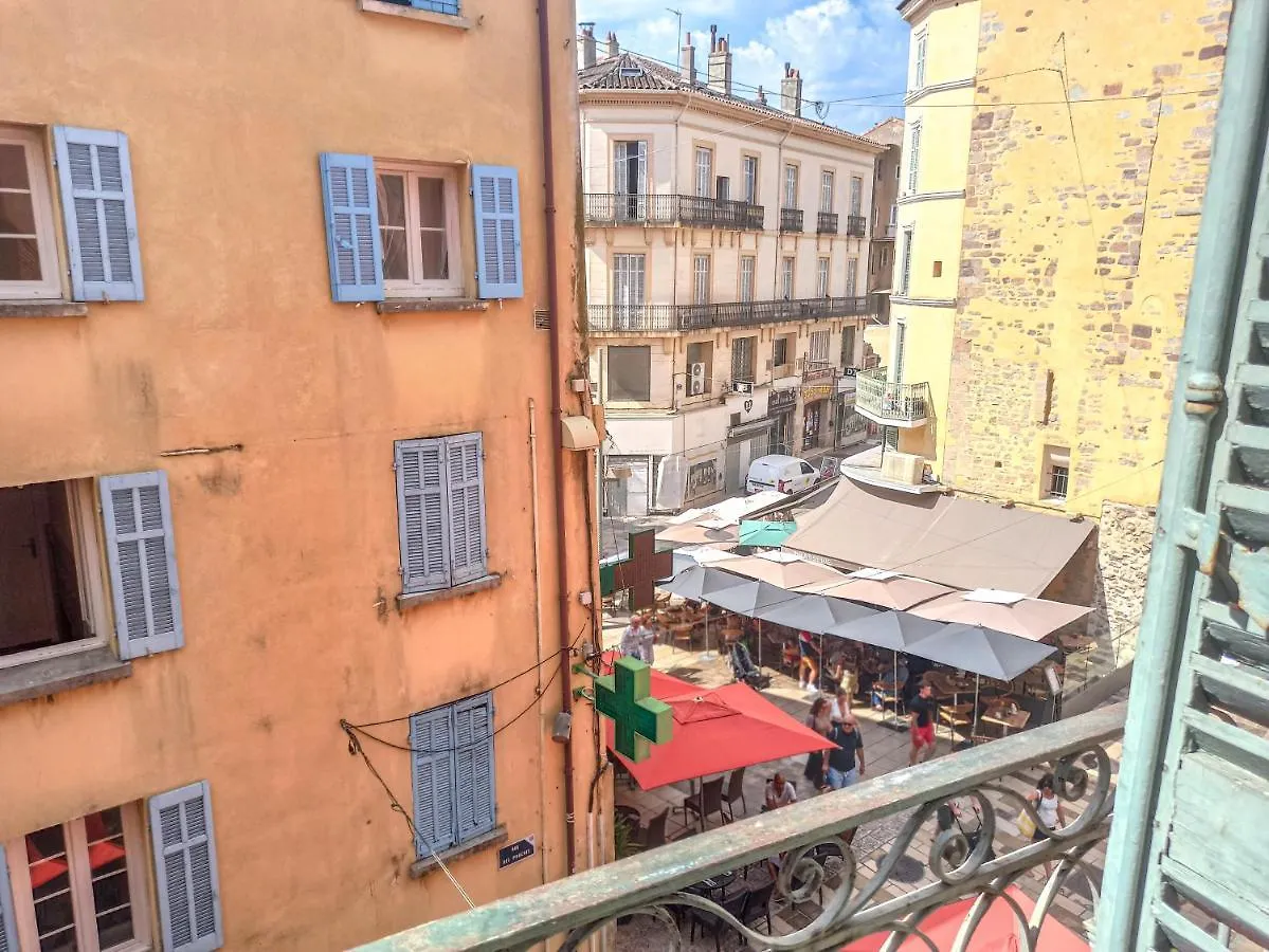 Lumiere Doree Yourhosthelper Lejlighed Hyères Frankrig